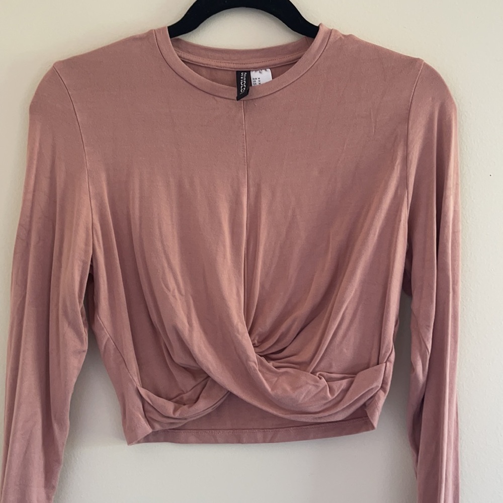H&M Pink long sleeve crop top!! - Picture 4 of 4